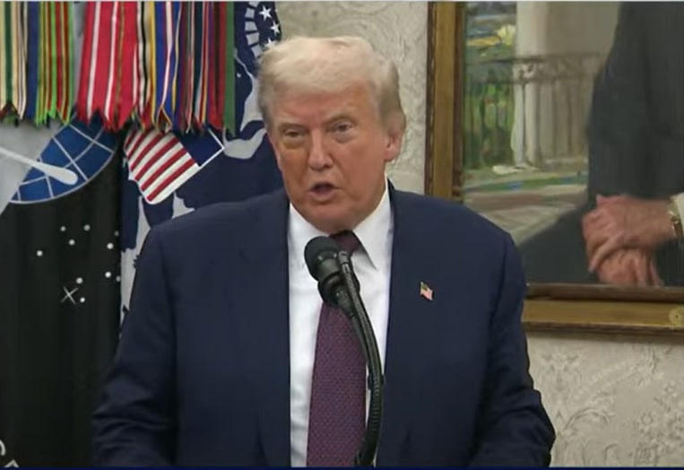 Трамп заперечив вимогу до Путіна щодо їх зустрічі