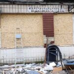 У Києві російський удар знищив відділення Укрпошти