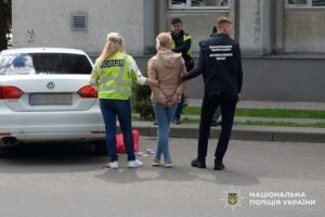 У Сумах жінка отримала чотири роки за спробу продажу власного немовляти