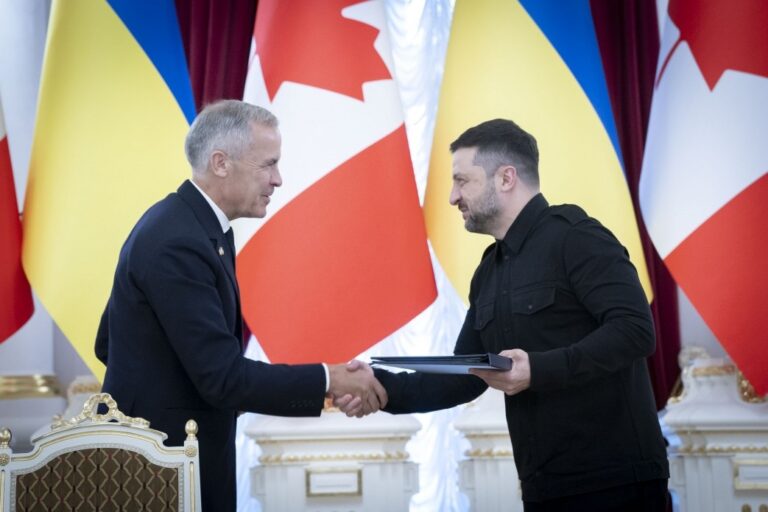 Україна й Канада підписали План дій безпекової угоди