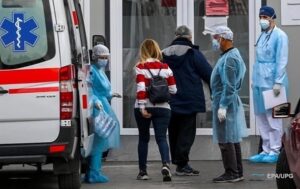Є рідкісний симптом: що треба знати про варіант COVID-19 Stratus