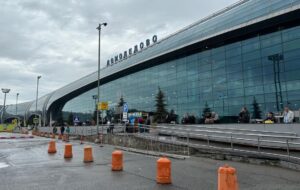 З США масово депортували “антивоєнних” росіян – ЗМІ