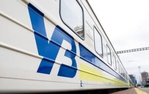 Через масовану атаку РФ затримуються понад 30 поїздів Укрзалізниці