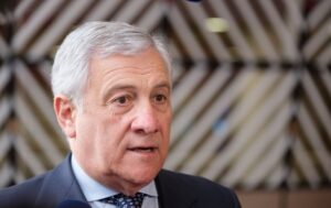 Глава МЗС Італії зробив заяву про війну в Україні