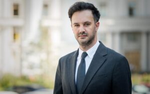 Київ пригрозив західним ЗМІ за незаконний перетин кордону