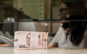 Куди йдуть гроші українців – і чому бізнес змушений чекати кредитів