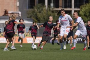 Павло Журило та Betking Foundation: “Через спорт і турботу ми підтримуємо дітей” — у Рівному відбувся “День із командою Королів”