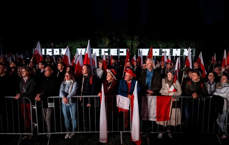 Понад 50% поляків проти, щоб Варшава підтримувала вступ України в НАТО