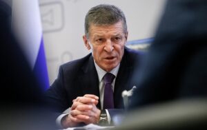 Путін офіційно звільнив свого близького соратника