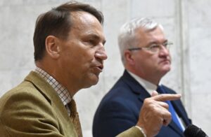 Сікорський зробив заяву щодо вступу України в ЄС