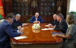 США зняла частину санкцій з Білорусі