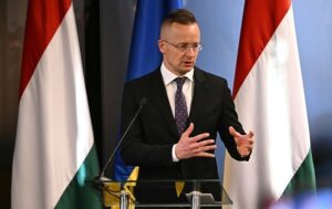 Угорщина та Сербія прискорять будівництво нафтопроводу – Сіярто