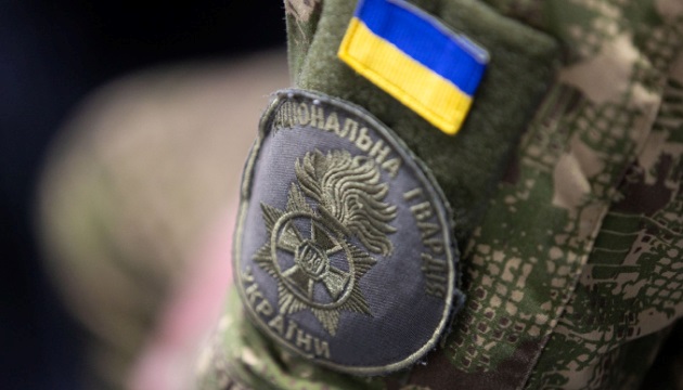 В Івано-Франківську двоє молодиків побили нацгвардійця через зауваження