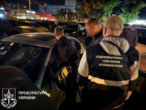 Держслужбовець у Києві попався на схемі “списання” за $36 тис