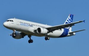 Корпорація Airbus збільшила постачання літаків