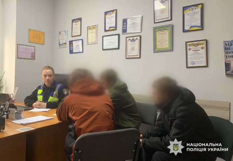 Напад біля синагоги: поліція розшукала трьох підлітків