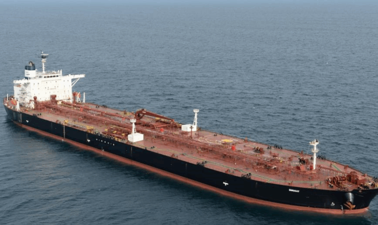 Найбільший нафтопереробник Індії відновив закупівлю нафти РФ