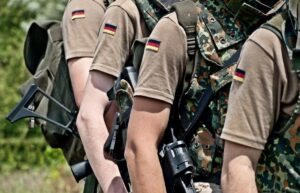 Німеччина розглядає призов до армії за лотерейною системою – ЗМІ