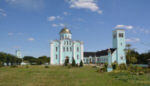 Представників УПЦ МП виселили з собору на Волині