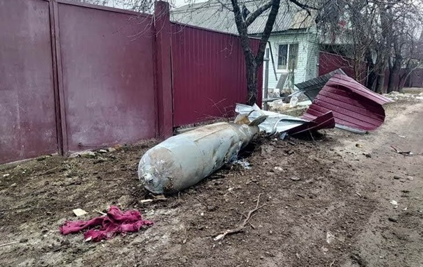Російські бомбардувальники скинули на територію РФ та “ДНР” ще 11 бомб