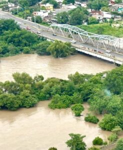 Сильні зливи в Мексиці забрали понад два десятки життів