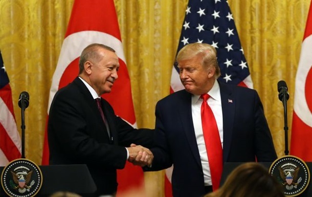 Трамп вважає, що Ердоган може посприяти завершенню війни в Україні