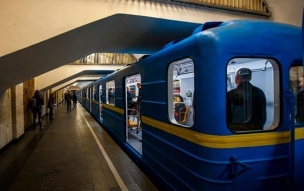 У Києві відновила рух “зелена” гілка метро