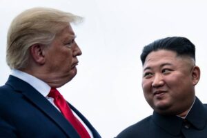 У США таємно обговорюють зустріч Трампа з Кім чен Ином – CNN
