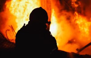 В ДСНС показали наслідки атаки росіян на Харків