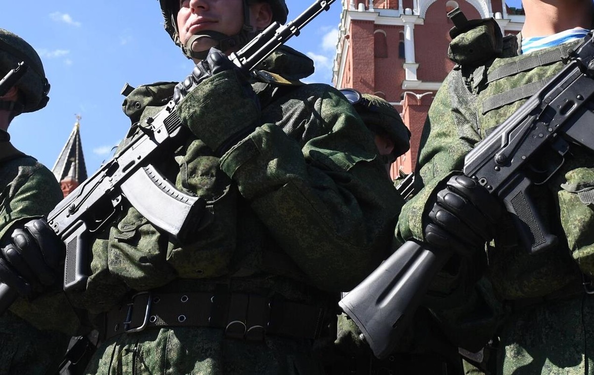 Новини світу - В Підмосков'ї строковик вбив контрактника і вкоротив собі віку - ЗМІ