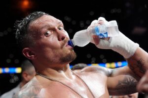Відомий промоутер відповів на питання про майбутнє кар’єри Усика