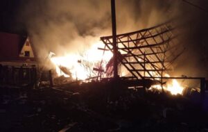 Атаки на Дніпропетровщину: є поранені та руйнування