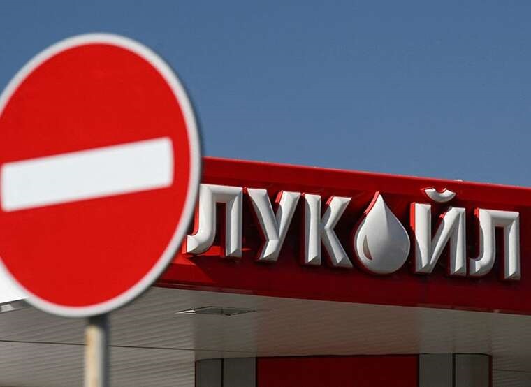 Новини світу - Литва закриває потік нафтопродуктів Лукойлу до Калінінграда