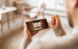 Новини України - Мінцифри заблокувало в TikTok 47 акаунтів за рекламу казино