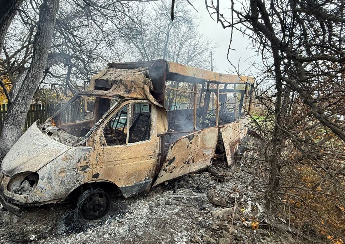 Новини України - На Донеччині росіяни атакували маршрутку з людьми