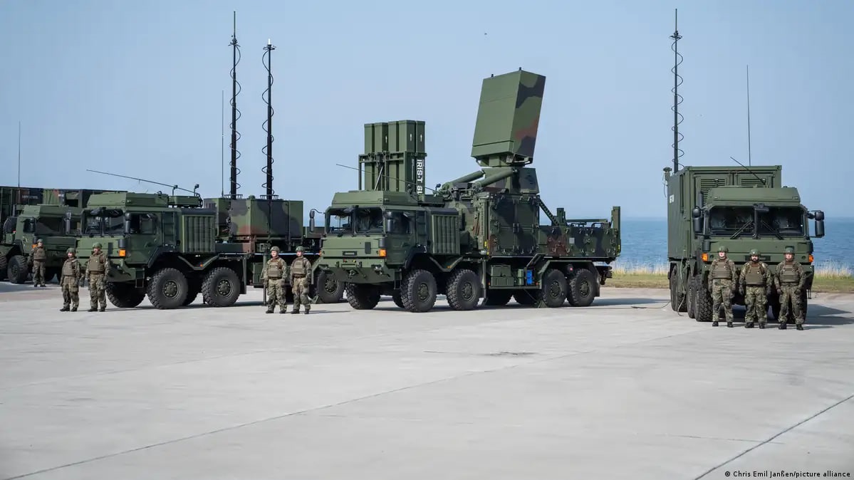 Новини світу - Німеччина виділить €3 млрд на вертольоти та ракети IRIS-T