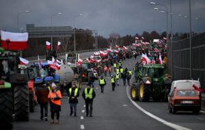 “По всій країні”: польські фермери анонсували чергові протести