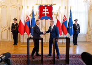 Новини світу - Польща хоче постачати американський газ Словаччині і Україні