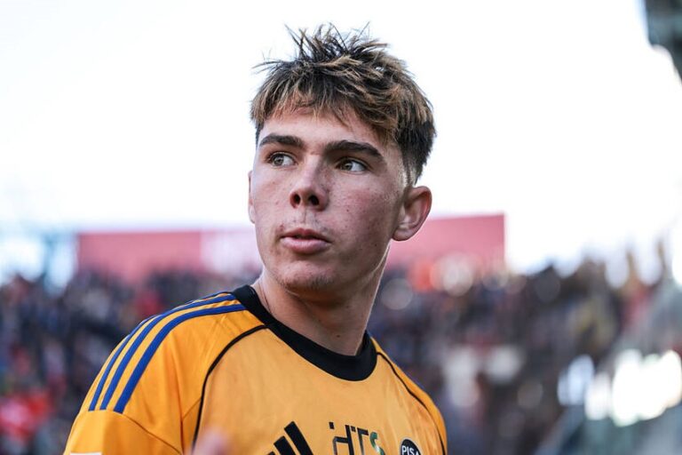 Син Буффона відзначився хет-триком у матчі за Чехію