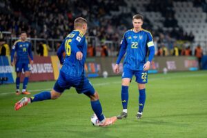 У Реброва в матчі з Ісландією грають ключові гравці