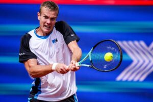 Новини спорту - Українець приніс країні першу за чотири роки перемогу в основній сітці ATP