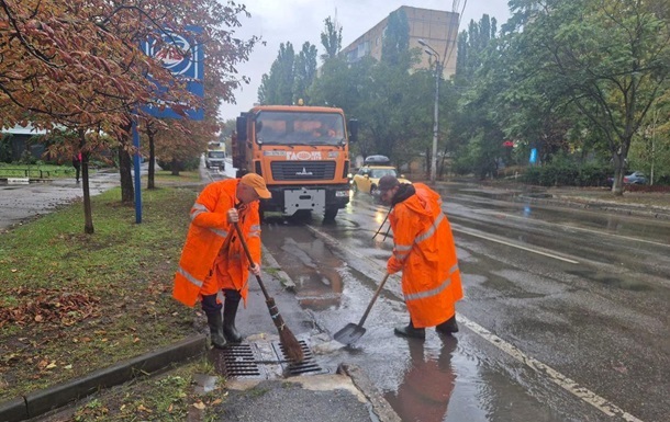 В Україну йдуть дощі, але буде й тепло