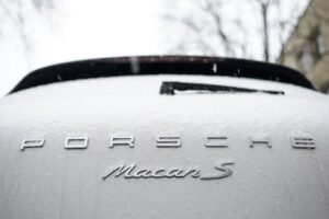 Глушилки дронів у Росії масово виводять з ладу BMW та Porsche – ЗМІ