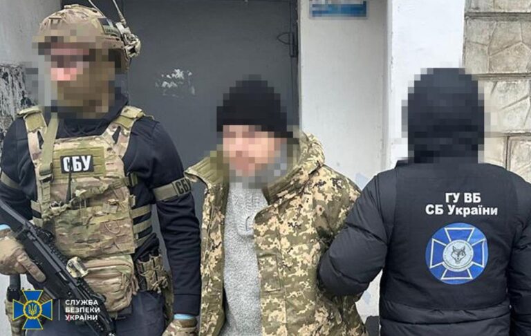 На Одещині затримали ухилянта, який працював на ФСБ