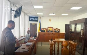 На Волині засудили батька, який роками ґвалтував власних доньок
