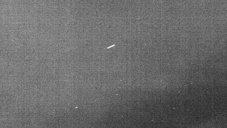 На Європу падає частина китайської ракети