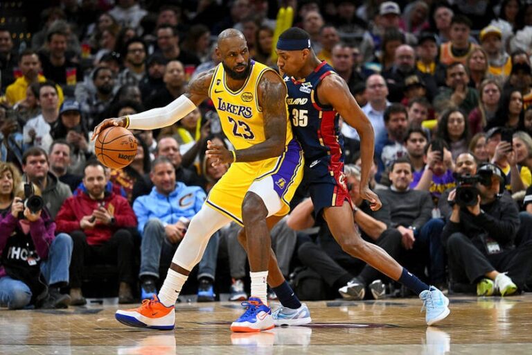 НБА: переконлива перемога Клівленда над Лейкерс