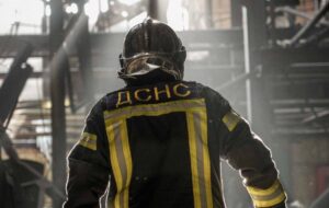 РФ атакувала Київщину: пошкоджені АЗС, є жертва