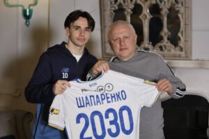 Шапаренко зізнався, чому залишився в Динамо