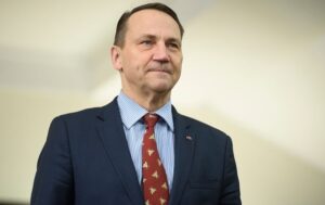 Сікорський звернувся до Маска щодо використання Росією Starlink